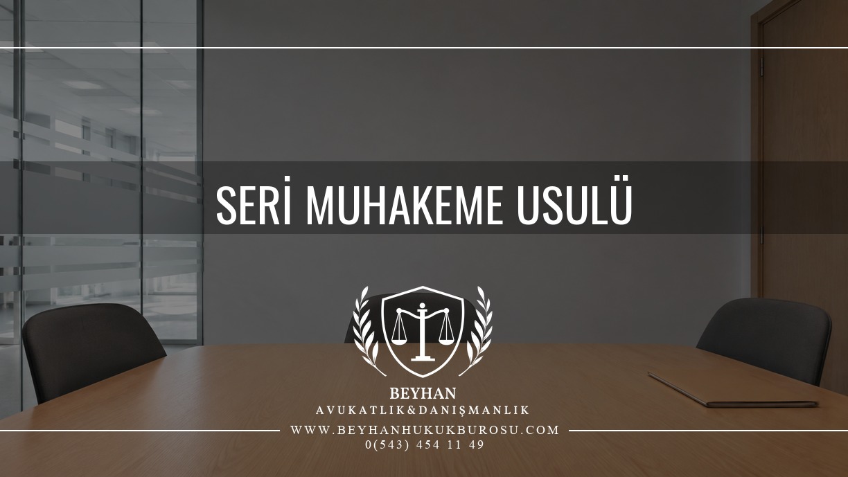 Seri muhakeme usulü konulu makale için adliyedeki görüşme odasını gösteren kapak.