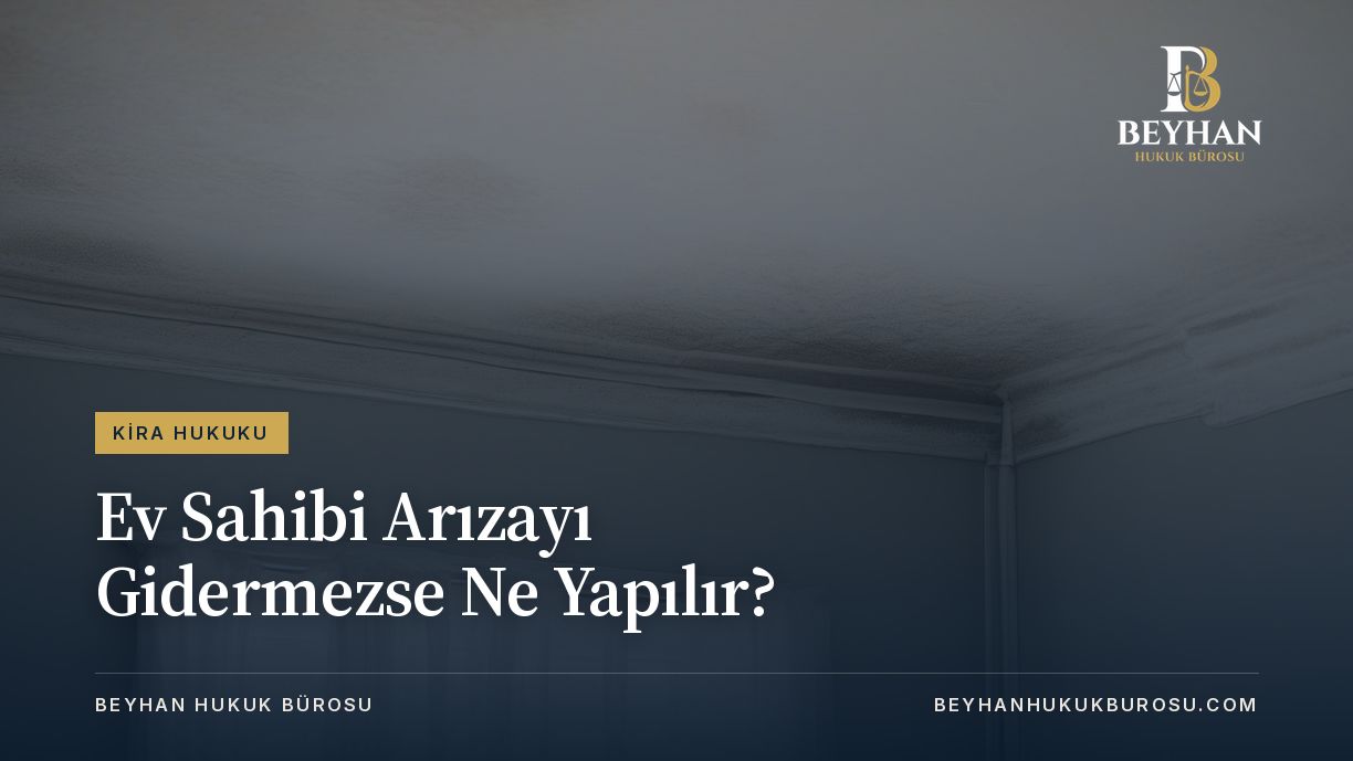 Ev sahibi arızayı gidermezse oluşan tavan nemi ve su lekesi görülen konut odasının köşesi