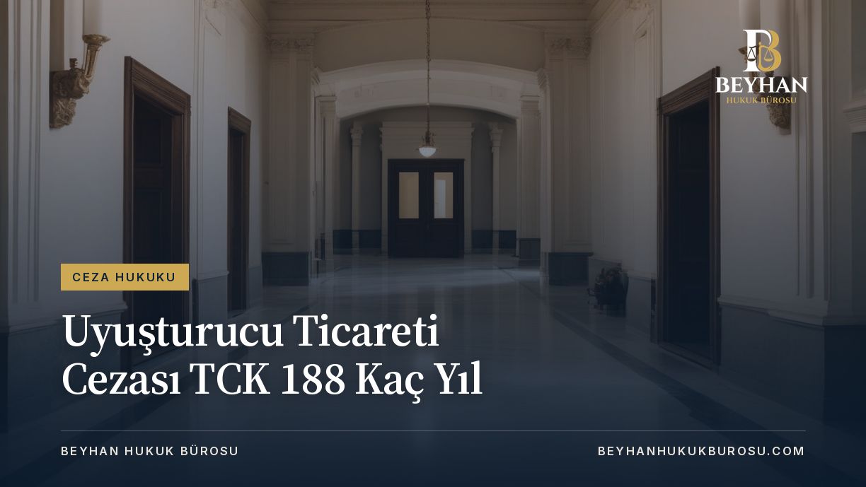 Uyuşturucu ticareti cezası davalarının görüldüğü adliye koridoru